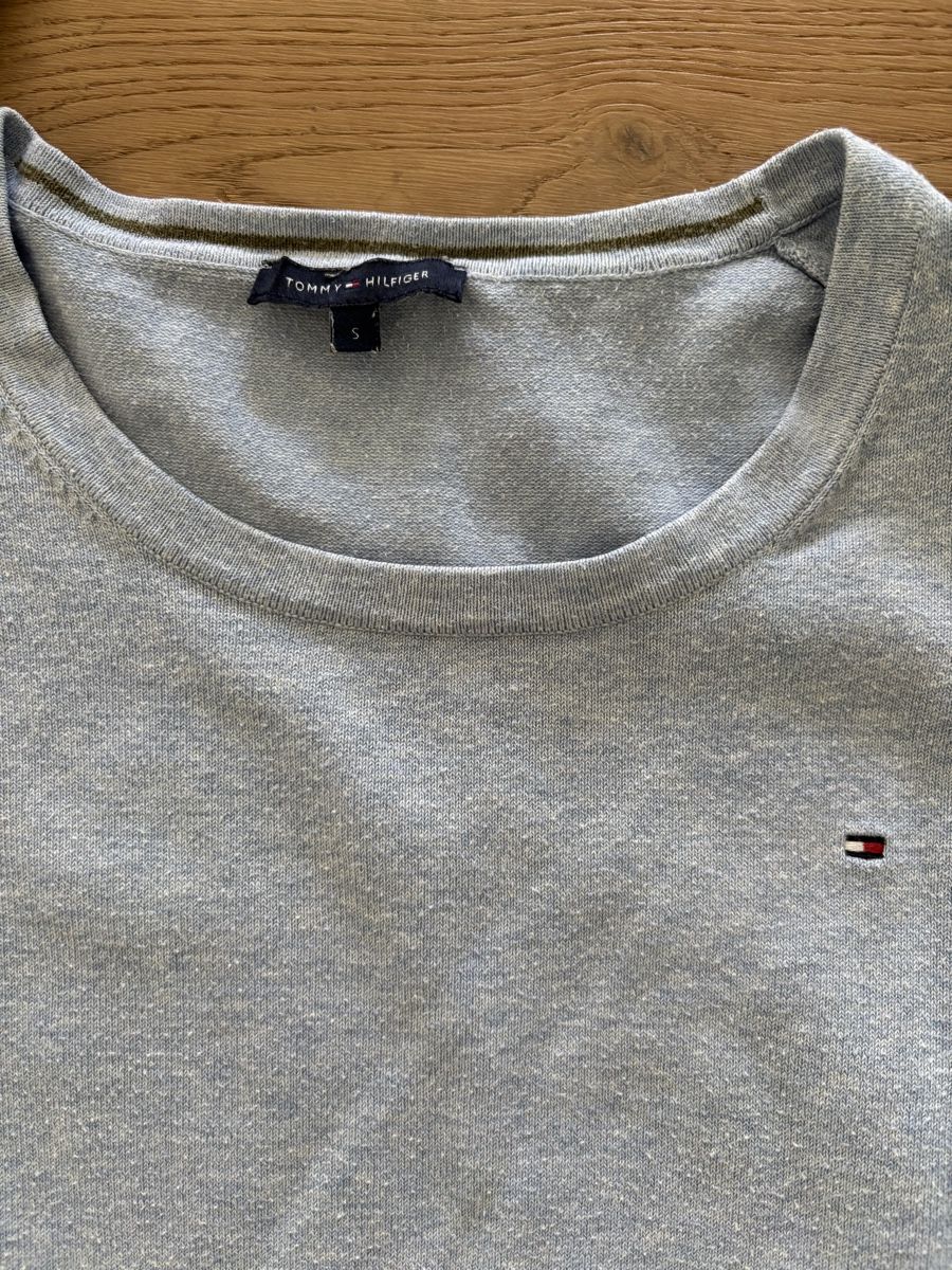 Tommy Hilfiger Maglioni & Felpe: Tommy Hilfiger Damenpulli, Gr S, hellblau – Usato da Pfäffikon ZH venduto da sunshine9500 1