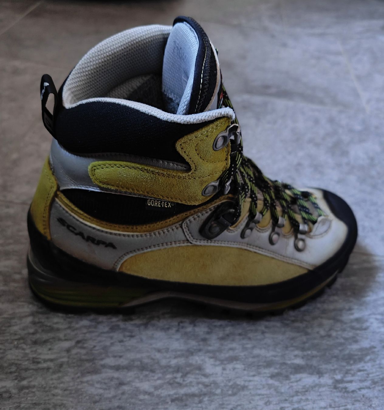 Scarpa Scarpe da donna: Wanderschuh von Scarpa Gr. 39 – Usato da Kandergrund venduto da Sam1818 2