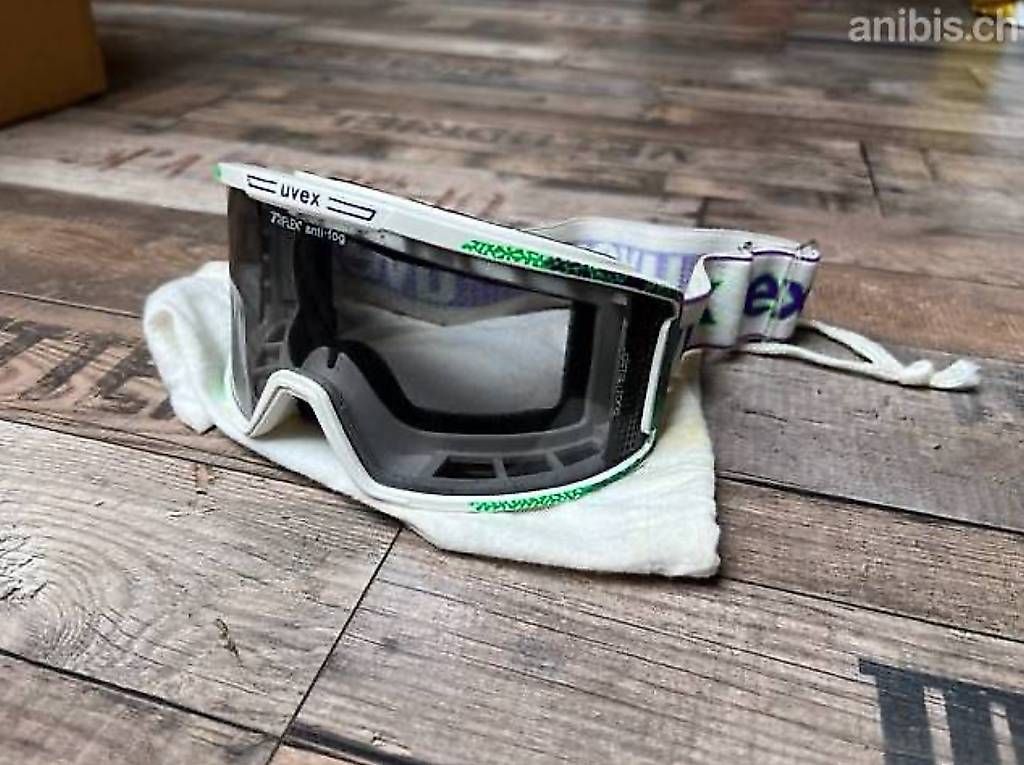 Occhiali & Lenti: Masque de ski vintage Uvex – Usato da Fenil-sur-Corsier venduto da hooger.booger