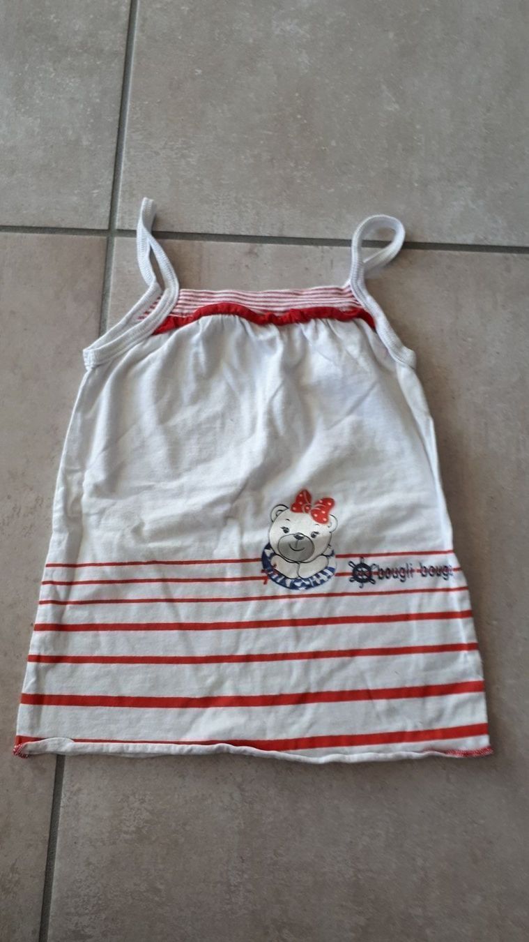 Camicette, T-shirt & Top: 1 top pour bébé taille 6 mois – Usato da Le Noirmont venduto da Guiguiguette 2