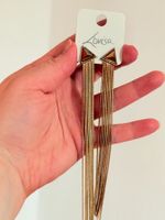 Paire de boucles d'oreilles Lovisa pendantes