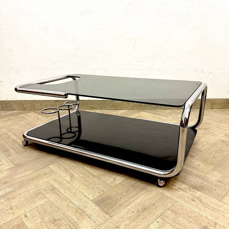 Tavoli: Bauhaus / Space Age Italian Clubtable – Usato da basel venduto da vintory.ch 2