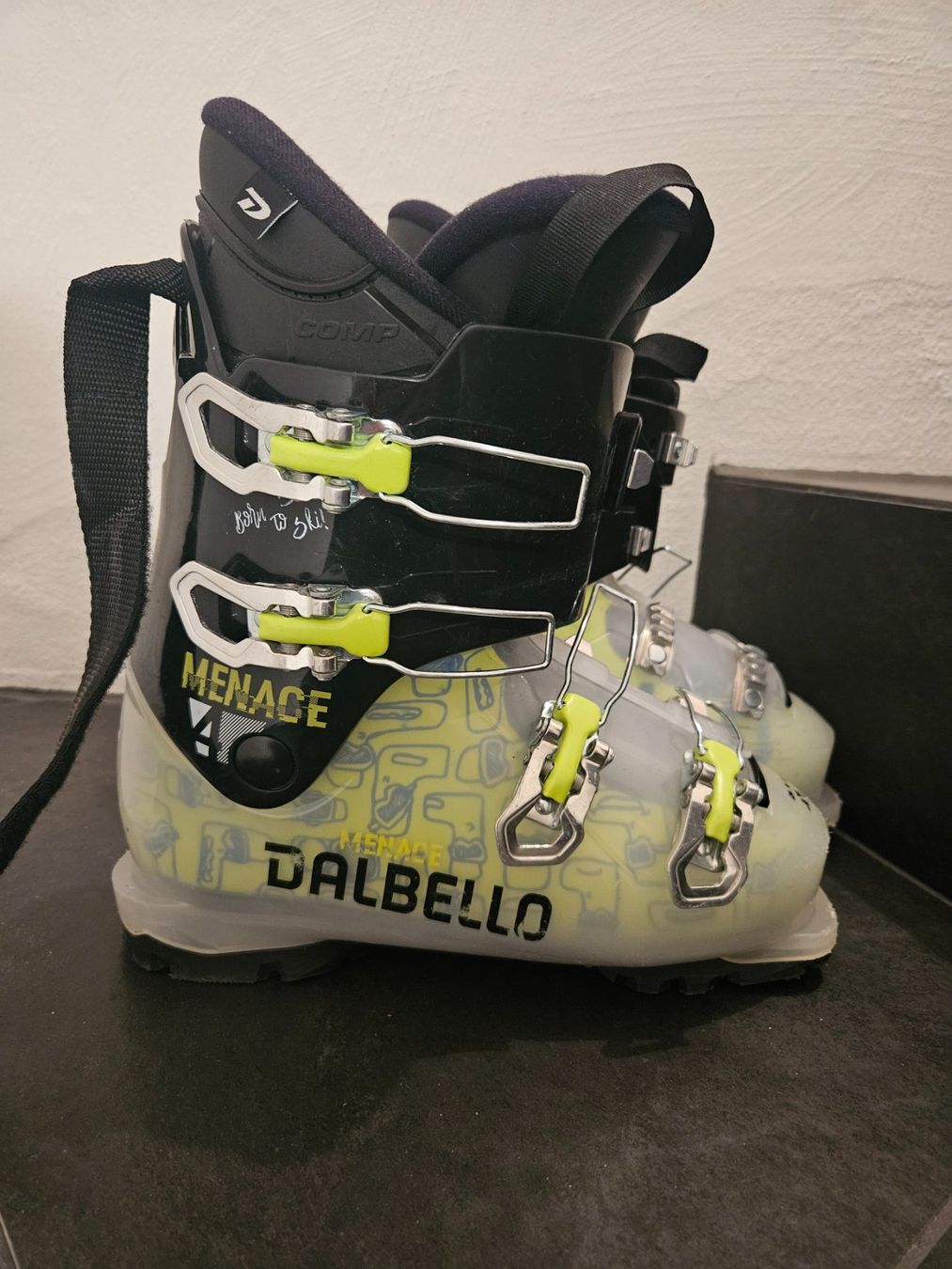 Scarpe per ragazzi: Skischuhe Dalbello 245/289cm tragbar bis Gr.34.5 – Usato da Wangen ZH venduto da tulipe55