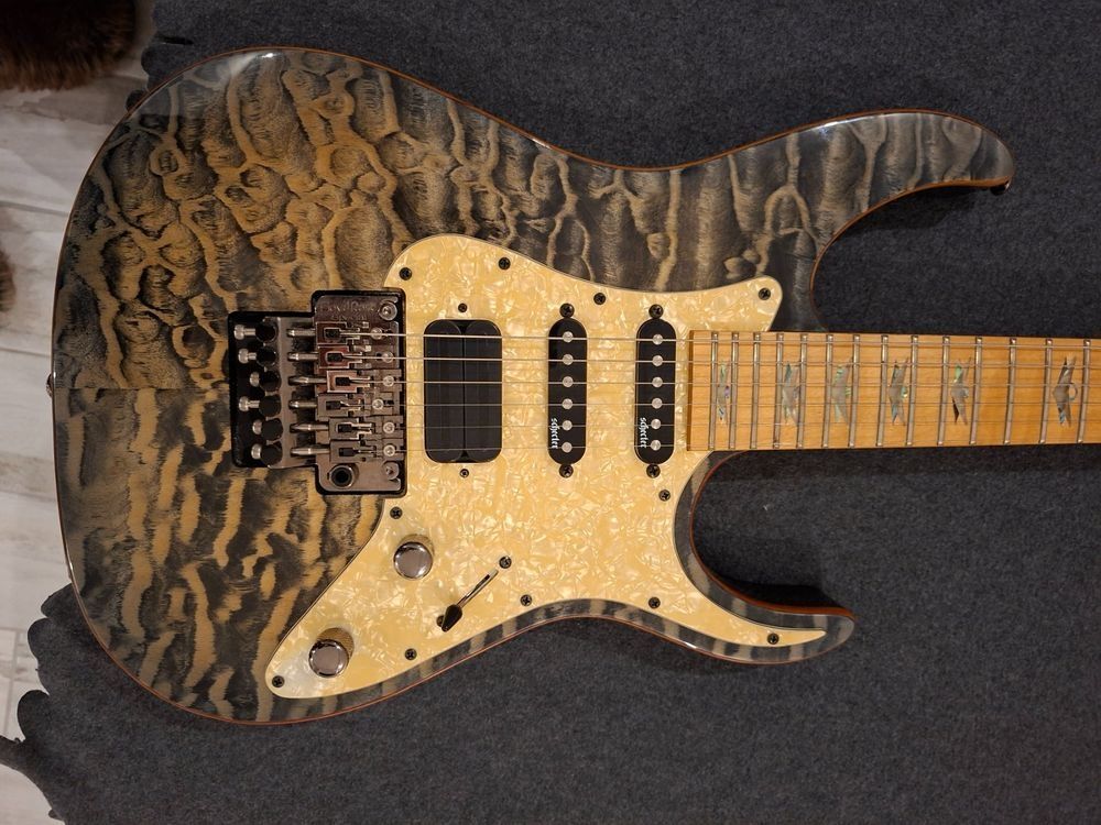 Schecter Musikinstrumente: Egitarre Schecter – Gebraucht aus Zürich von dar74