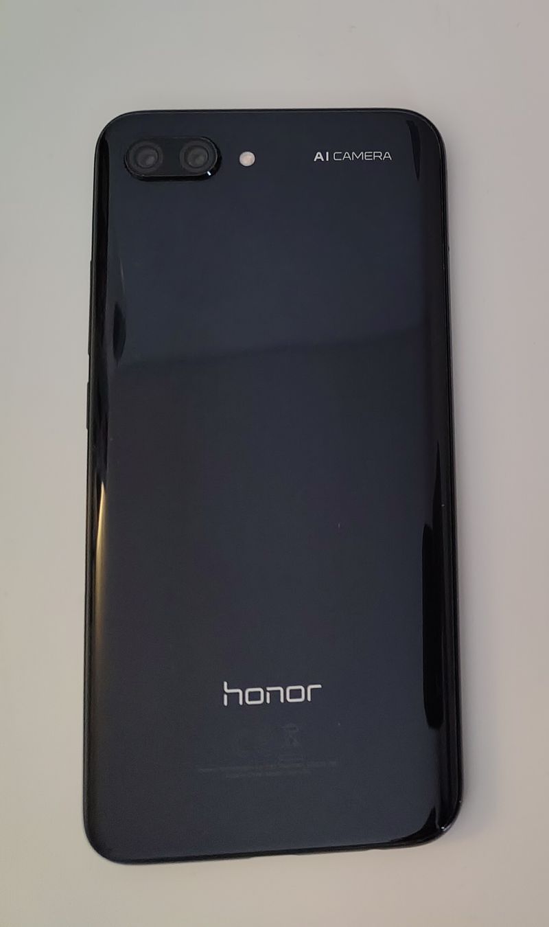Honor Handys / Smartphones: Honor 10 64GB mit Google Play inkl. Hülle – Gebraucht aus Schüpfheim von ele_sk2m 1