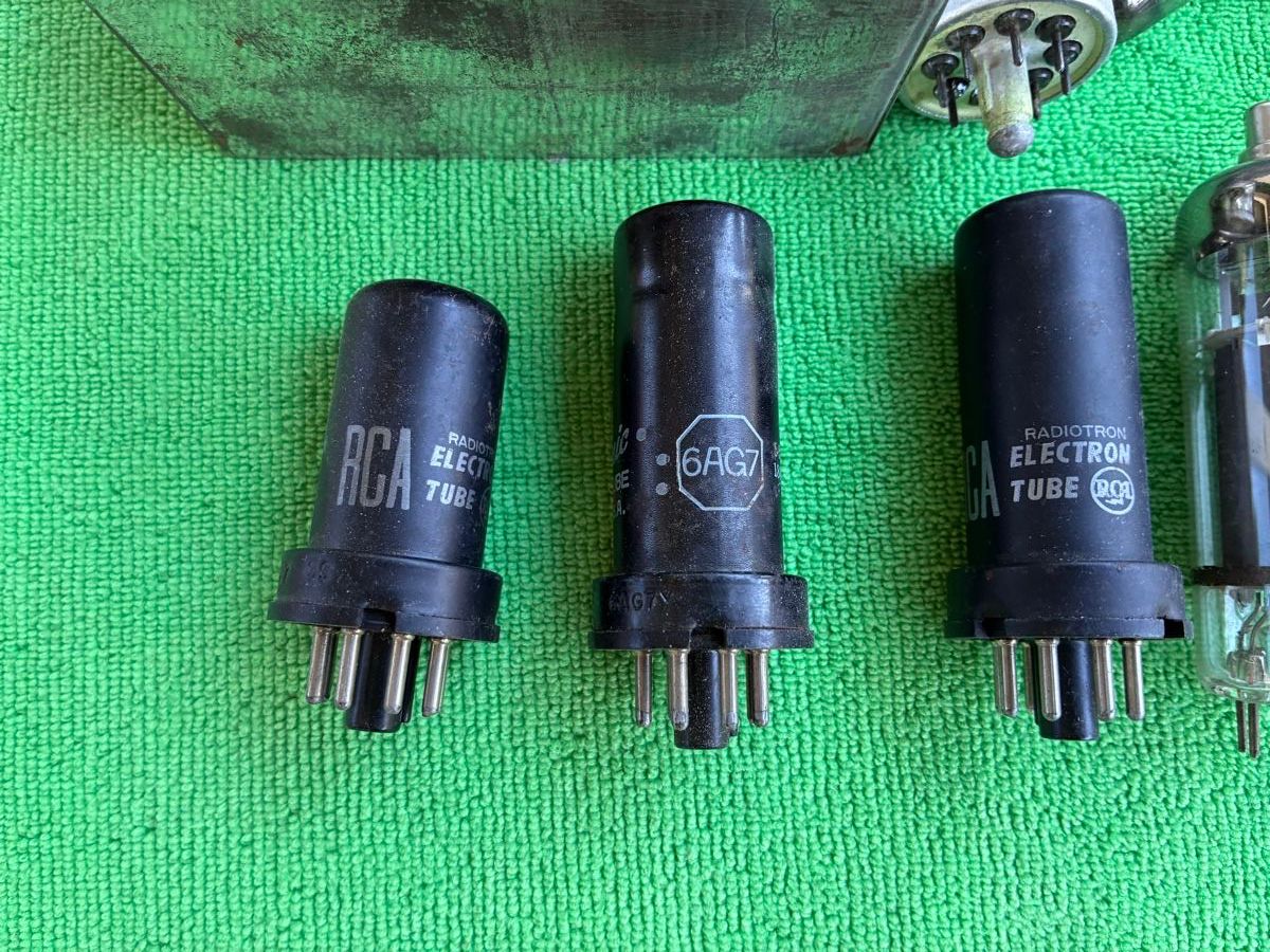 Amplificatori: Vintage electronic valves , non tested . – Difettoso da Zürich venduto da HiFiAtelier 2