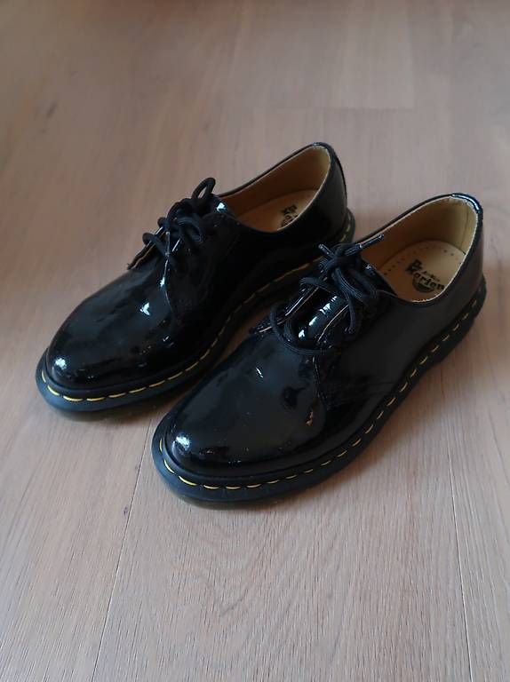 Scarpe da uomo: Dr. Martens 1461 Lackleder – Usato da Aadorf venduto da lui_gm5d