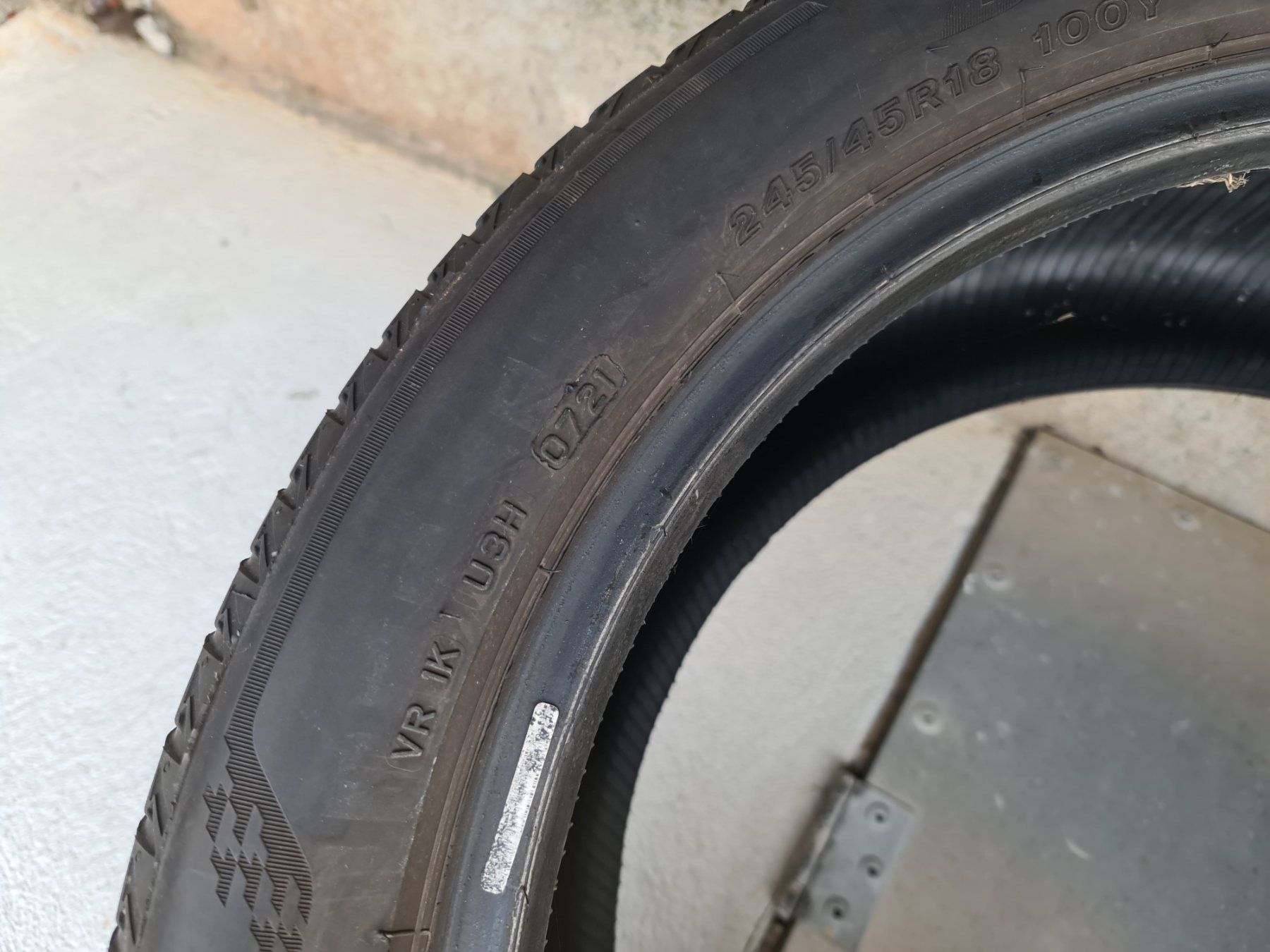 Pneumatici & Ruote complete: Bridgestone Sommerreifen 245/45R18 – Usato da Niederlenz venduto da DaveDasWahnsinn 3