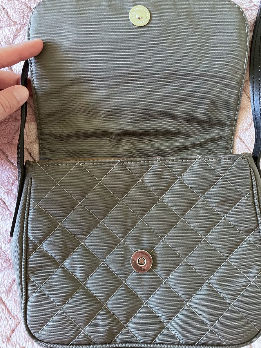 Bogner Taschen für Damen: Bogner Umhängetasche Olivgrün – Neu (gemäss Beschreibung) aus Gümligen von svaud 2