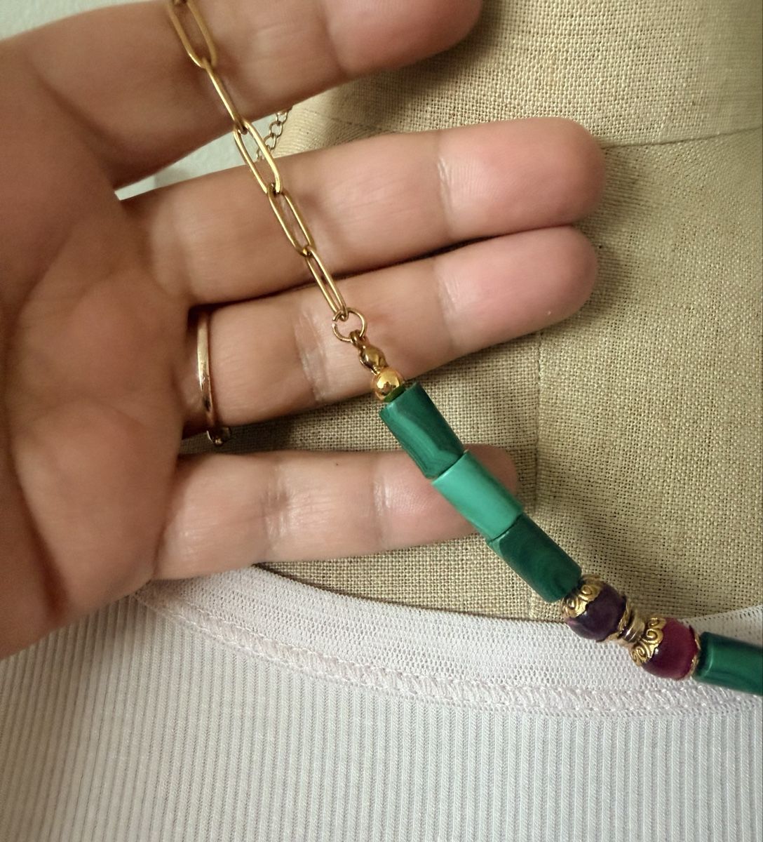 Ketten: Unique Malachite & Ruby Beaded Necklace - Statement Piece – Neu (gemäss Beschreibung) aus Bouveret von dou_g8q7 6