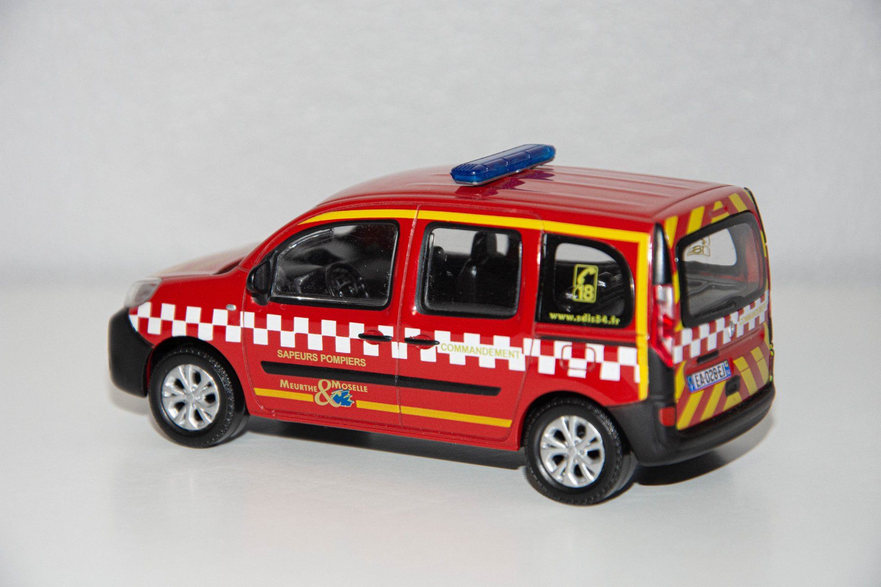 Renault Modellini d'auto: Renault Kangoo pompier NOREV (1/43) – Usato da Genève venduto da auto_miniatures 1