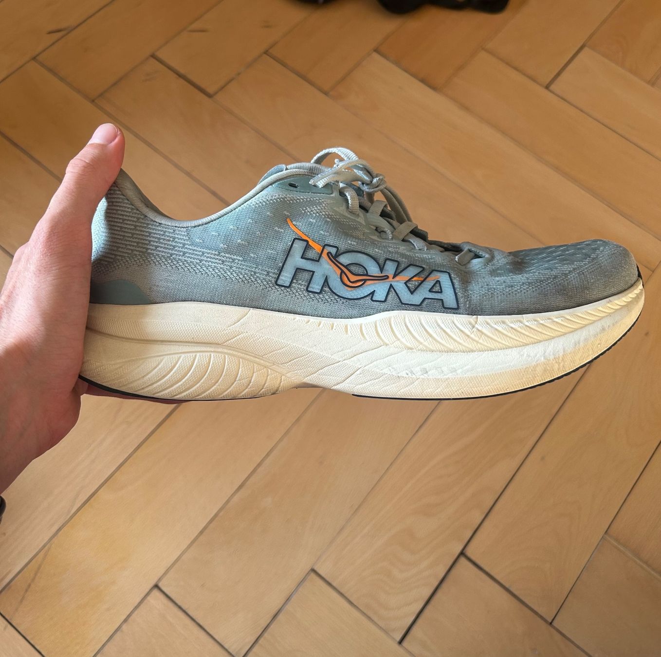 Hoka One One Chaussures hommes: Hoka Mach 6 size EU 44 – D'occasion à Zürich par nic_8vjw