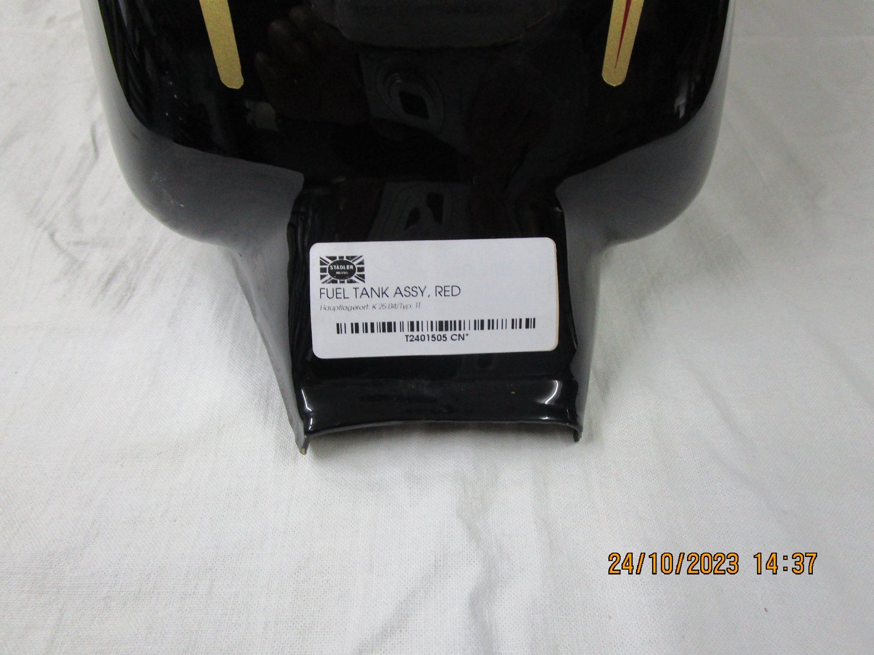 Triumph Sonstiges Fahrzeugzubehör: Tank Triumph Legend TT900  T2401410 – Gebraucht aus Widnau von Staedler2 2