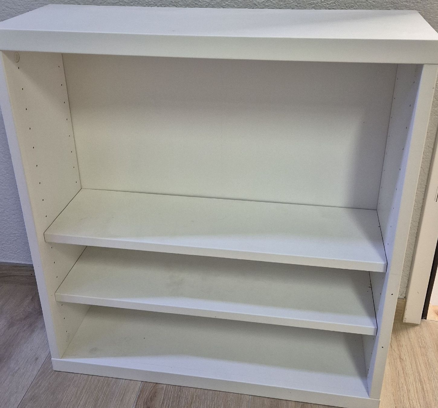 Ikea Regale: IKEA Regal weiss Inkl. 2 Tablar – Gebraucht aus Aathal-Seegräben von heyiBims