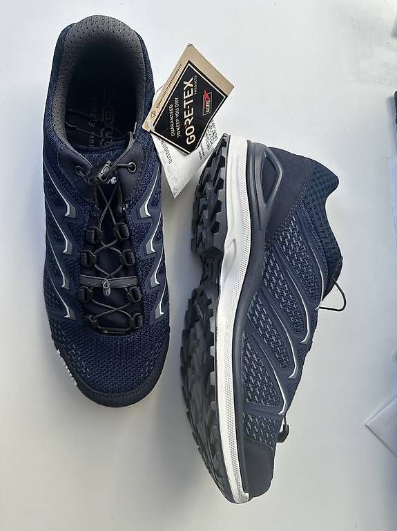 Scarpe da uomo: Lowa Trekking/Freizeitschuh – Nuovo e nell'imballaggio originale da Uetendorf venduto da Hou68 1