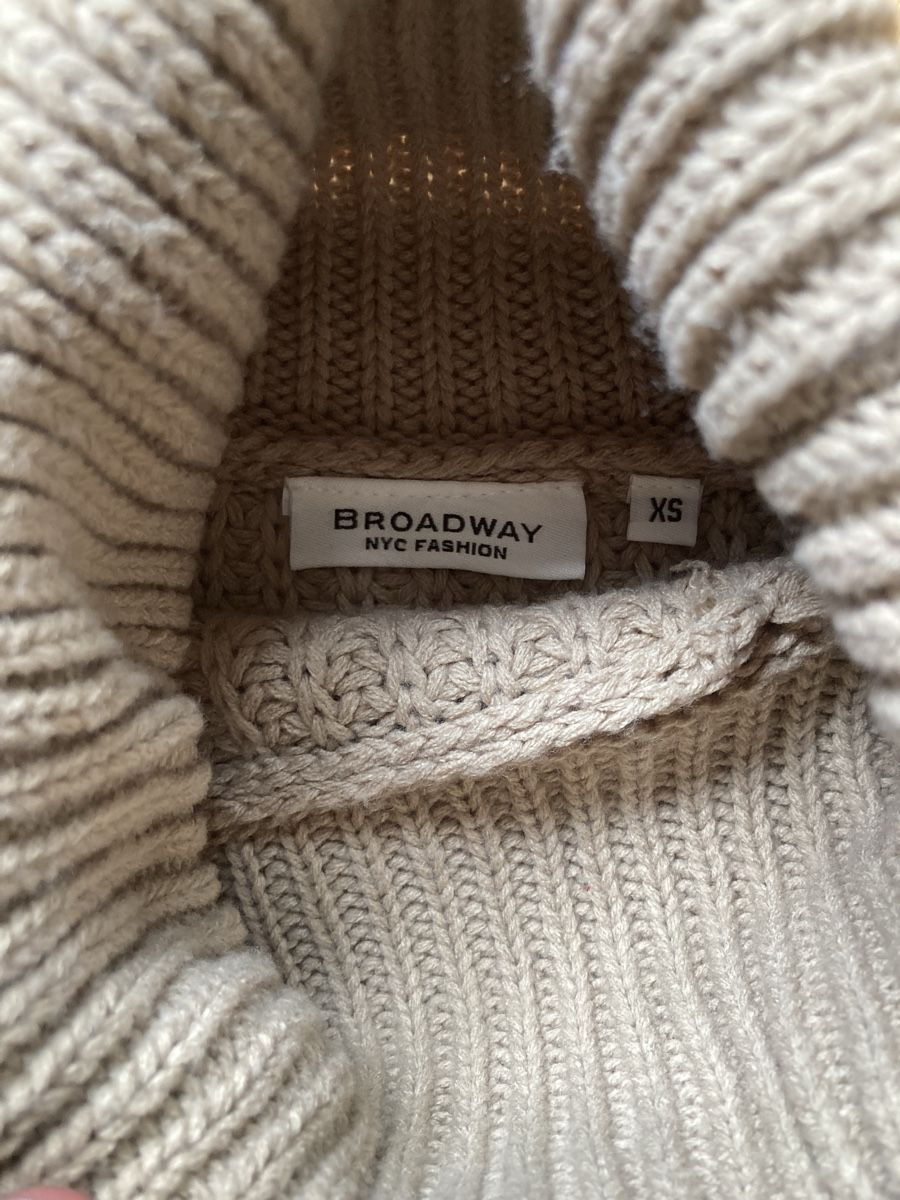 Gilet & Giacche: Gilet en Maille  – Usato da Lausanne venduto da remz3rfactory 1