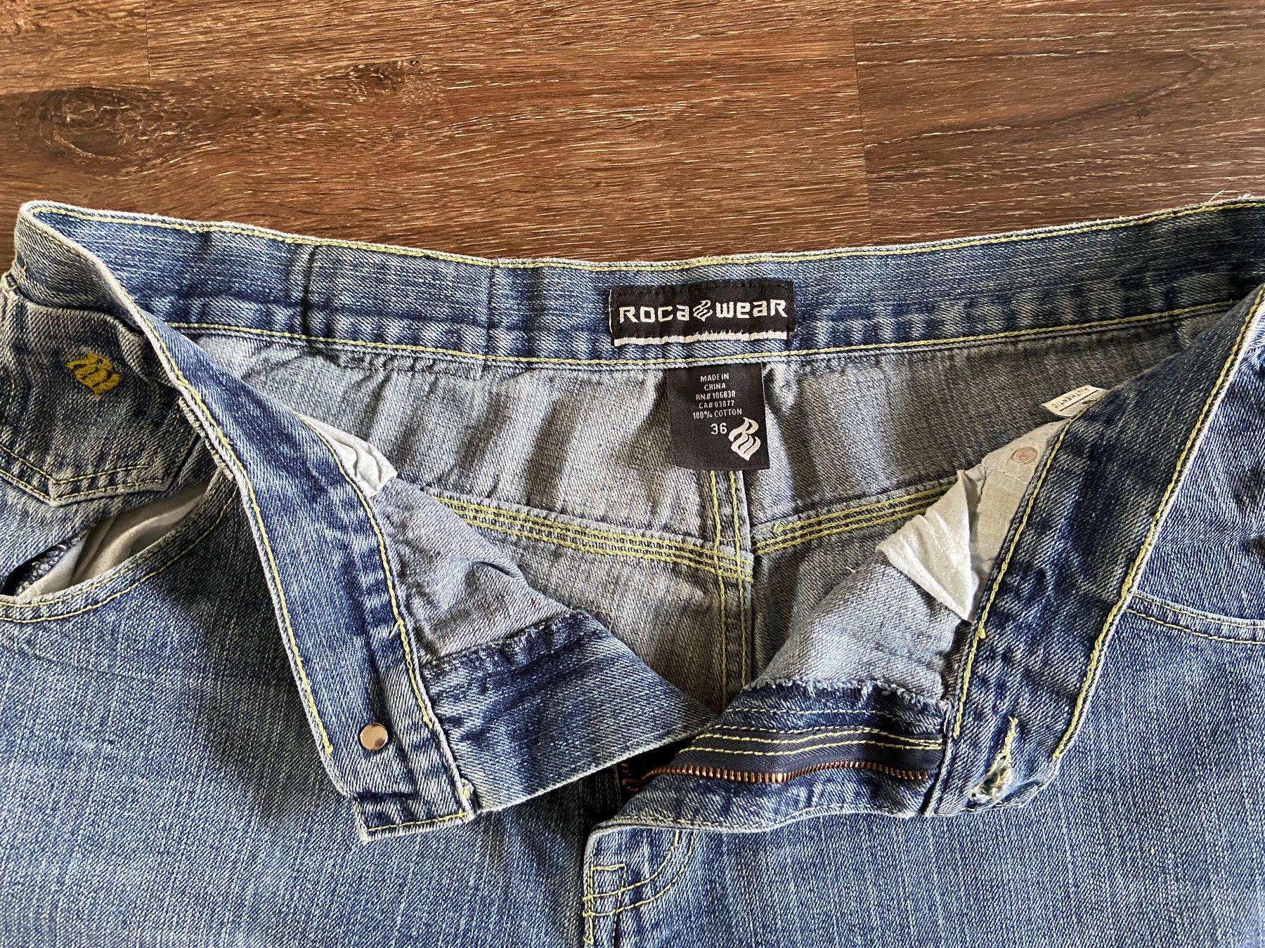 Hosen: Roca Wear Shorts Gr. 36 – Gebraucht aus Muttenz von bargain_hunter 1