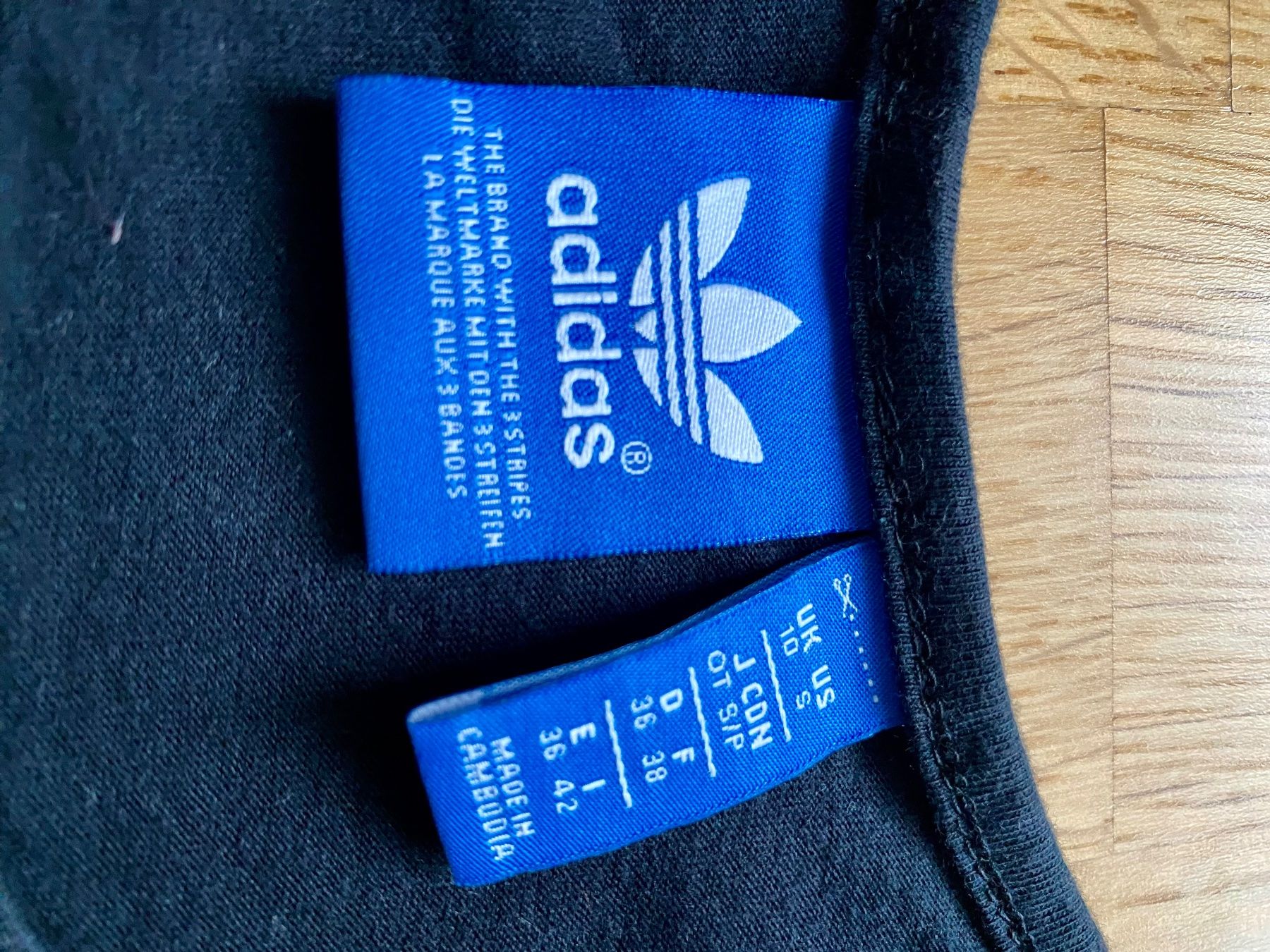 Adidas Top: Adidas Tanktop – Nuovo (secondo la descrizione) da Zollikofen venduto da AureusManus 1