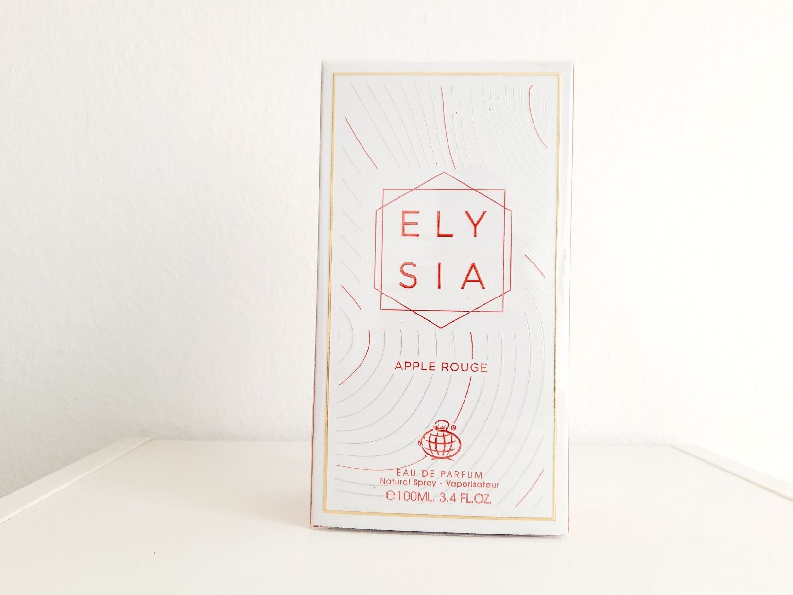 Profumi & Eau de Toilette: ELYSIA Apple Rouge 100ml – Nuovo e nell'imballaggio originale da Winterthur venduto da Je.