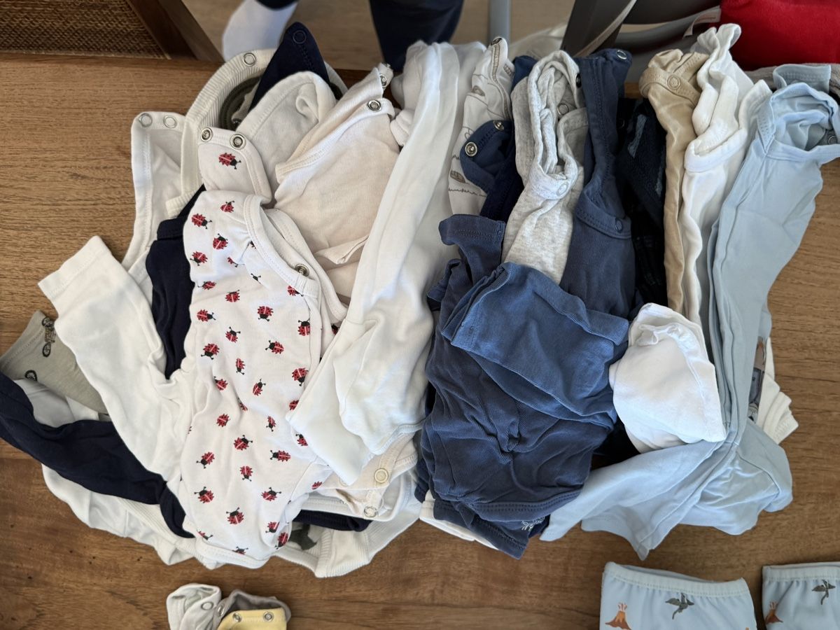 Lotti & Set di vestiti: Paket mit Baby Kleider Gr.56 Junge – Usato da Baar venduto da LiliMM 8