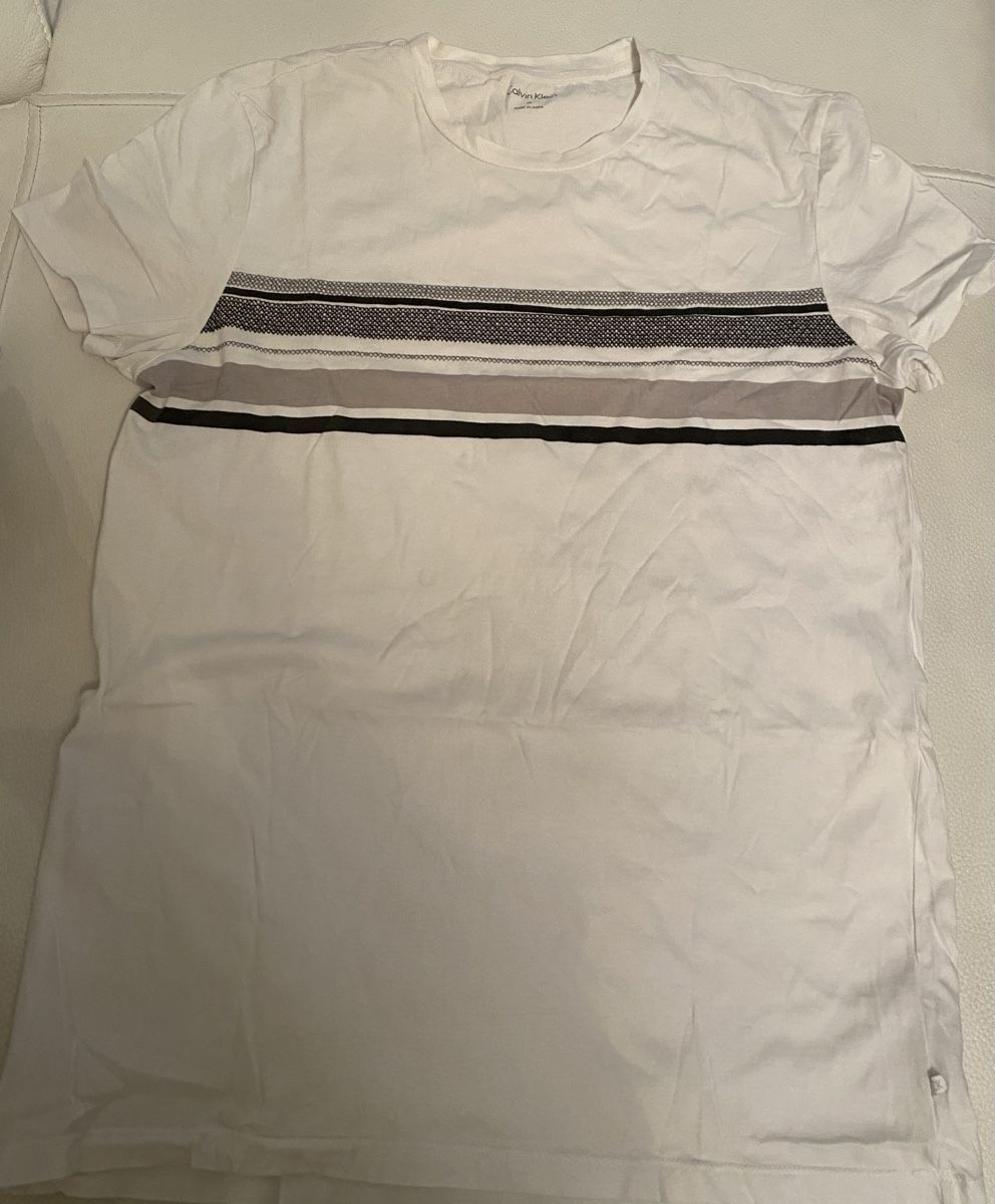 Calvin Klein T-shirt: Calvin Klein tshirt – Usato da Opfikon venduto da Luis144
