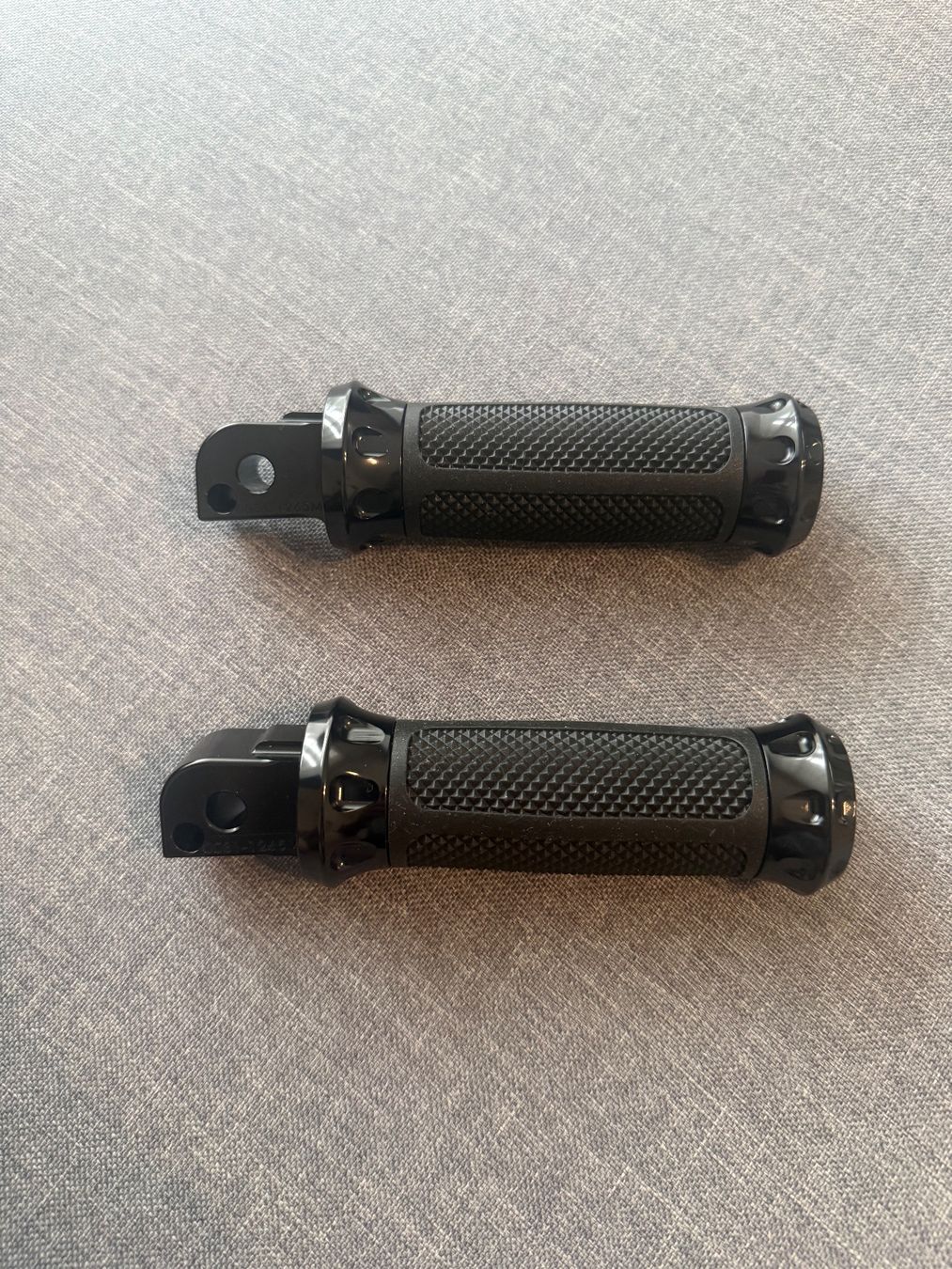Harley-Davidson Tutti i ricambio per moto: Performance Machine Motorrad Fussrasten schwarz neu – Nuovo (secondo la descrizione) da Horw venduto da Gaben007 2