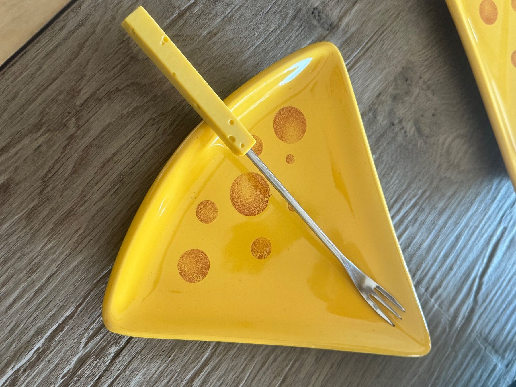 Set di piatti: Einzigartiges Fondue Set – Usato da Ulisbach venduto da Etchlab.ch 2