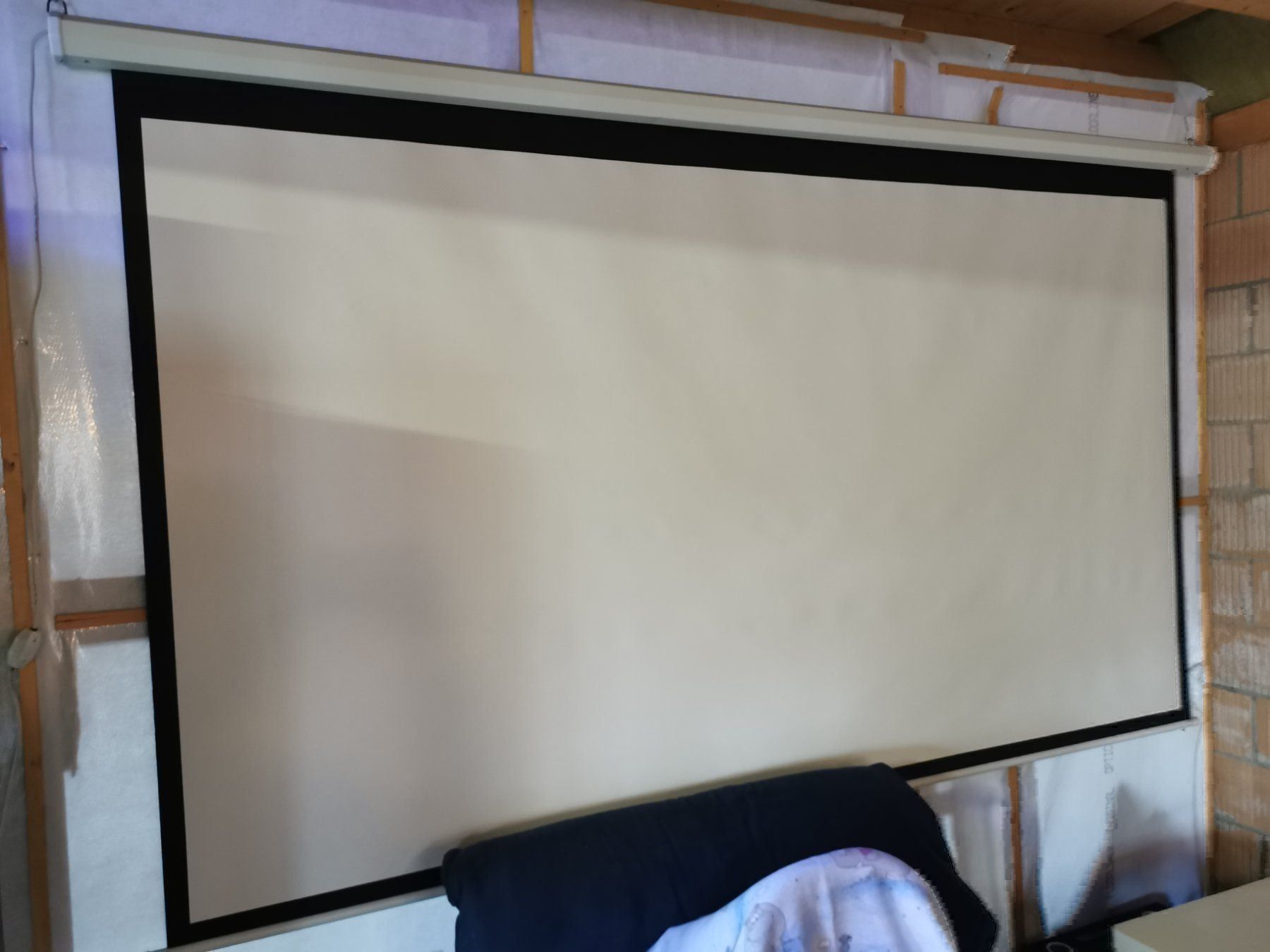 Proiettori: Beamer inkl. Leinwand – Usato da Volketswil venduto da wrrhx 3