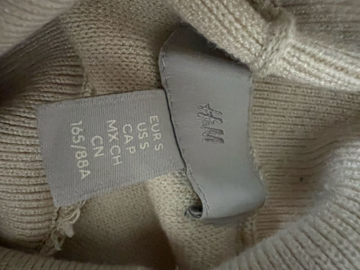 H&M Pullover & Sweatshirts: H&M Damen Rollkragenpullover beige/schwarz Gr. S gestreift – Gebraucht aus Lütisburg von Patty_fer 2