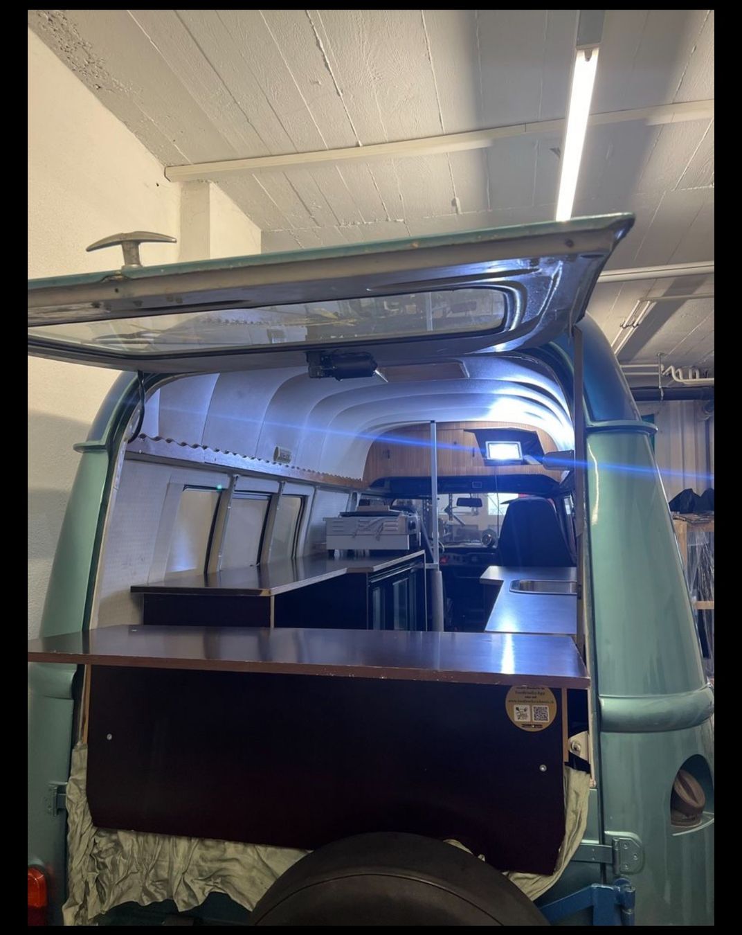 Renault Véhicules utilitaires: Mobile bar / Foodtruck Oldtimer – D'occasion à Zürich par Rios3 6