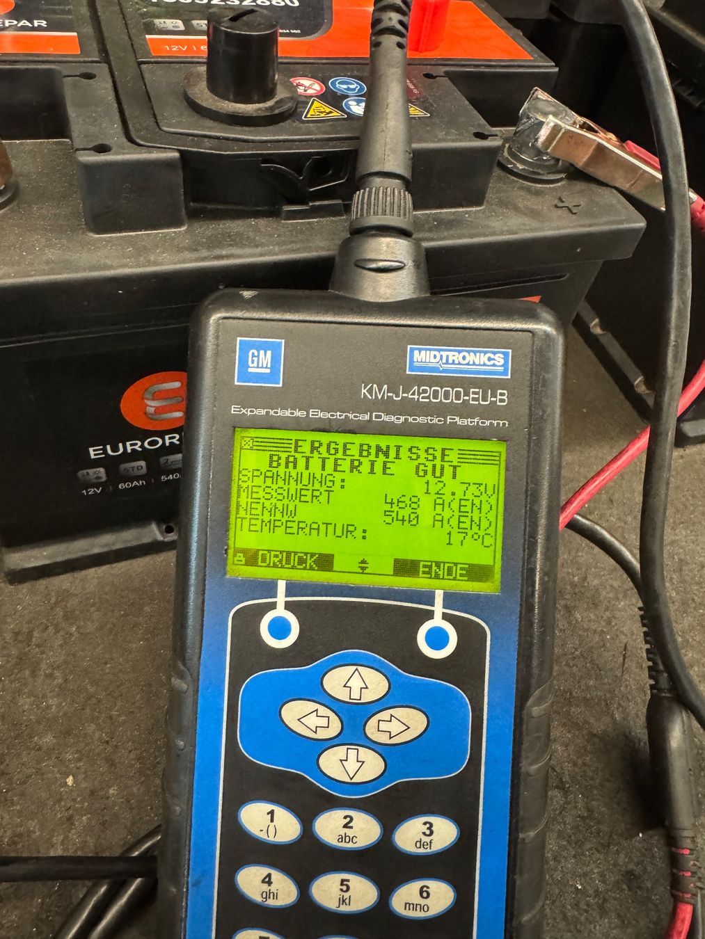 Batteries: Batterie 60AH – D'occasion à Widen par Dinero02 4
