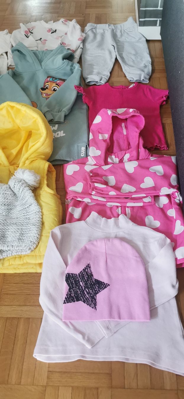 Lotti & Set di vestiti: Kleiderpacket Gr 80-86 – Usato da Winterthur venduto da Katyakaterina 8