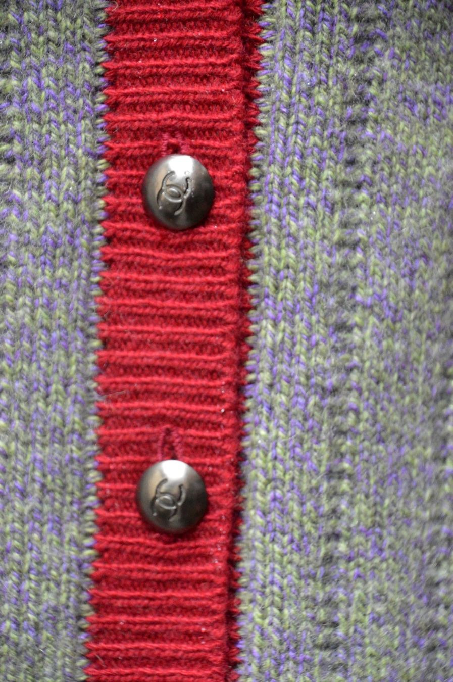 Chanel Gilet & Giacche senza maniche: Chanel Pullover  / pull 38 - 100 % Kaschmir / cachemire – Usato da Collonges venduto da Auganien 4