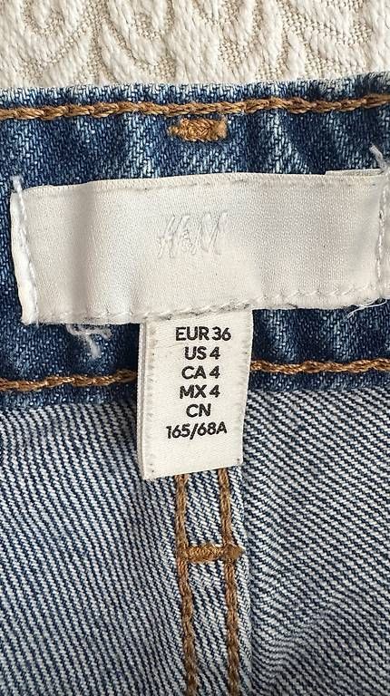 Jeans: Jeansshorts  – Usato da Hünenberg See venduto da Schulers 3