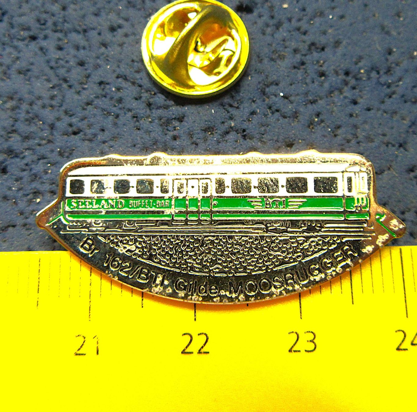 Swiss Plaketten & Abzeichen: SEELAND BAHN PIN – Gebraucht aus Ettingen von Hausi4711