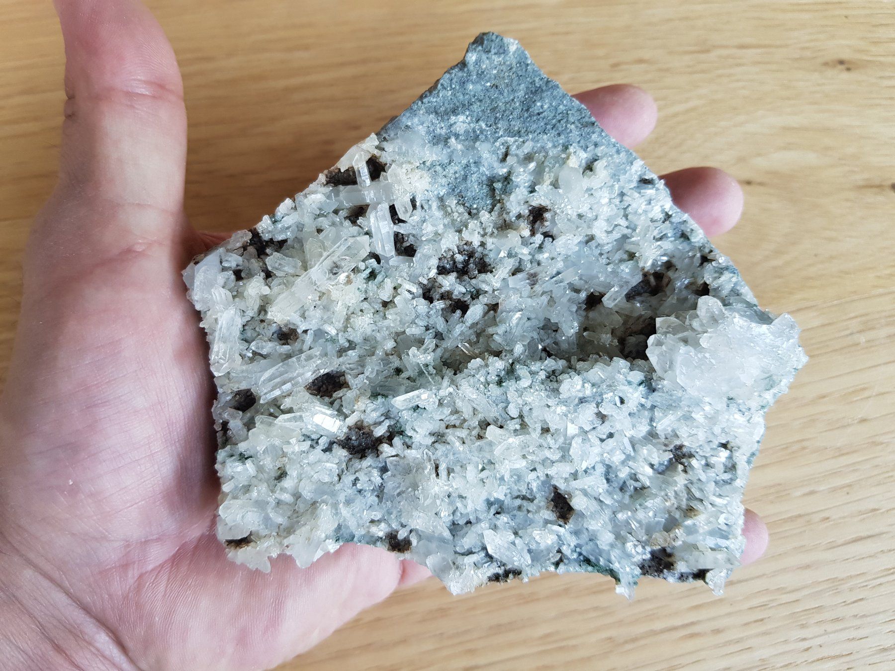 Minerali & Pietre curative: Bergkristall mit Albit - Eigenfunde Wallis – Nuovo (secondo la descrizione) da Martigny venduto da yan_7tnz