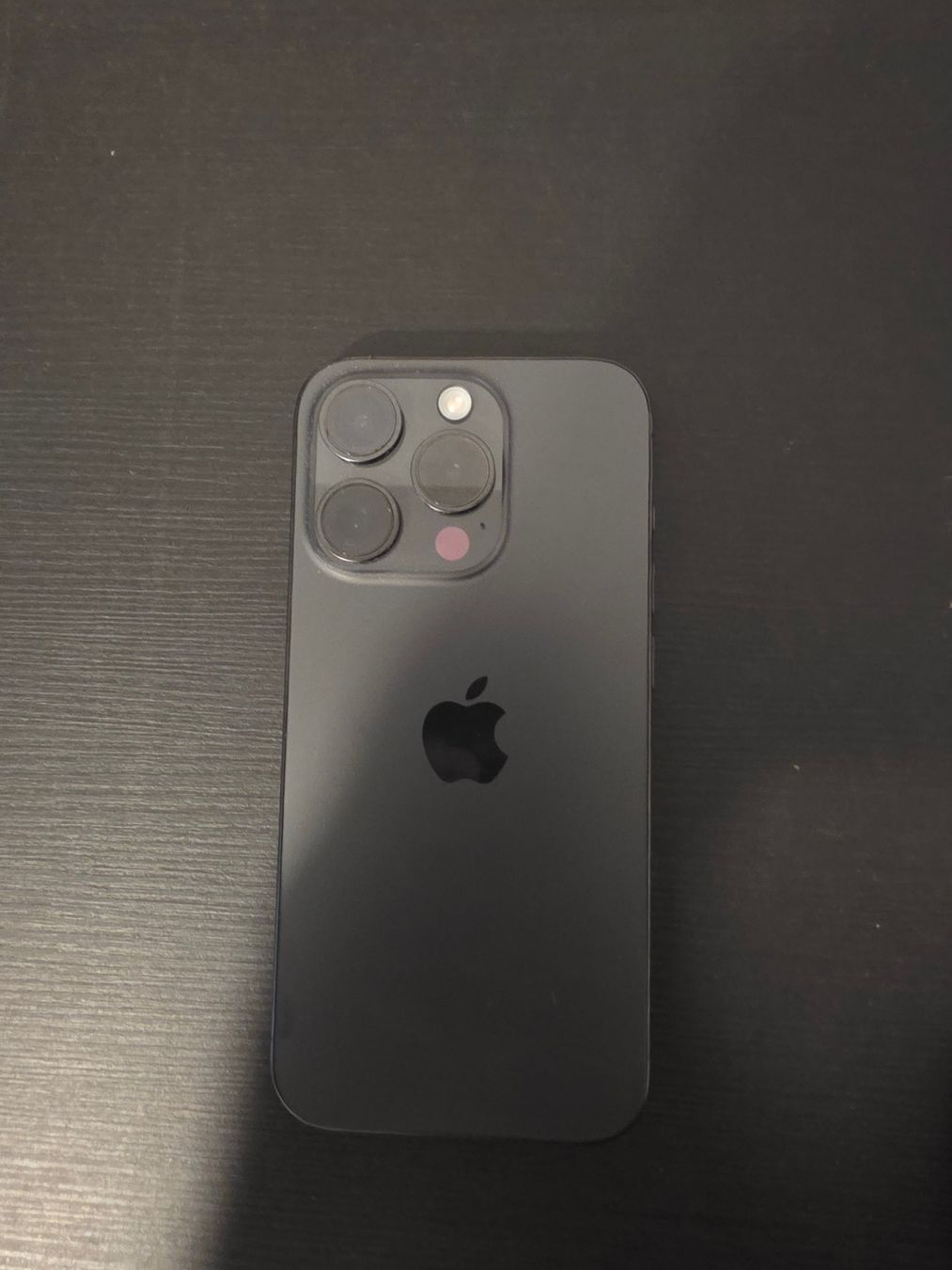 Apple Telefoni cellulari / Smartphones: Apple iPhone 15 Pro, Black Titanium, 128GB – Usato da Wetzikon ZH venduto da m7v_lh7n 4
