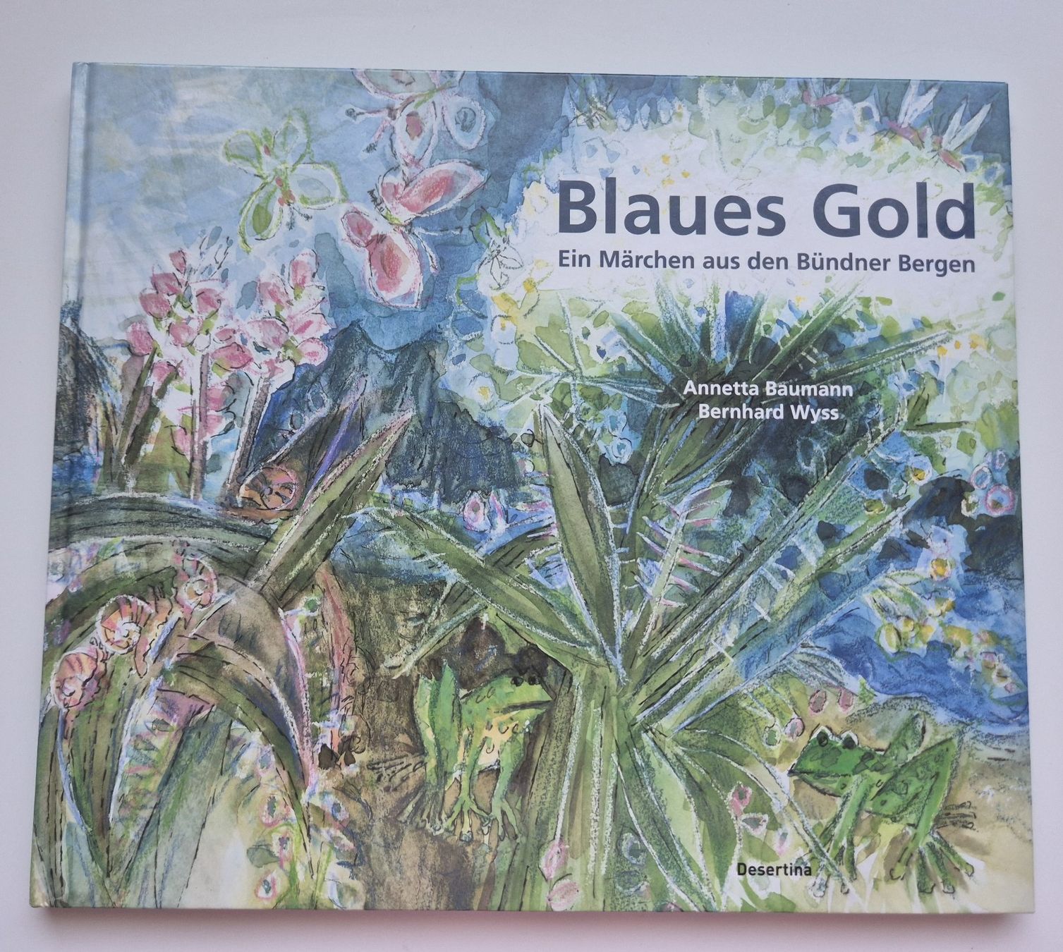 Libri: Blaues Gold   -   Ein Märchen aus den Bündner Bergen – Nuovo (secondo la descrizione) da Niederweningen venduto da Obson