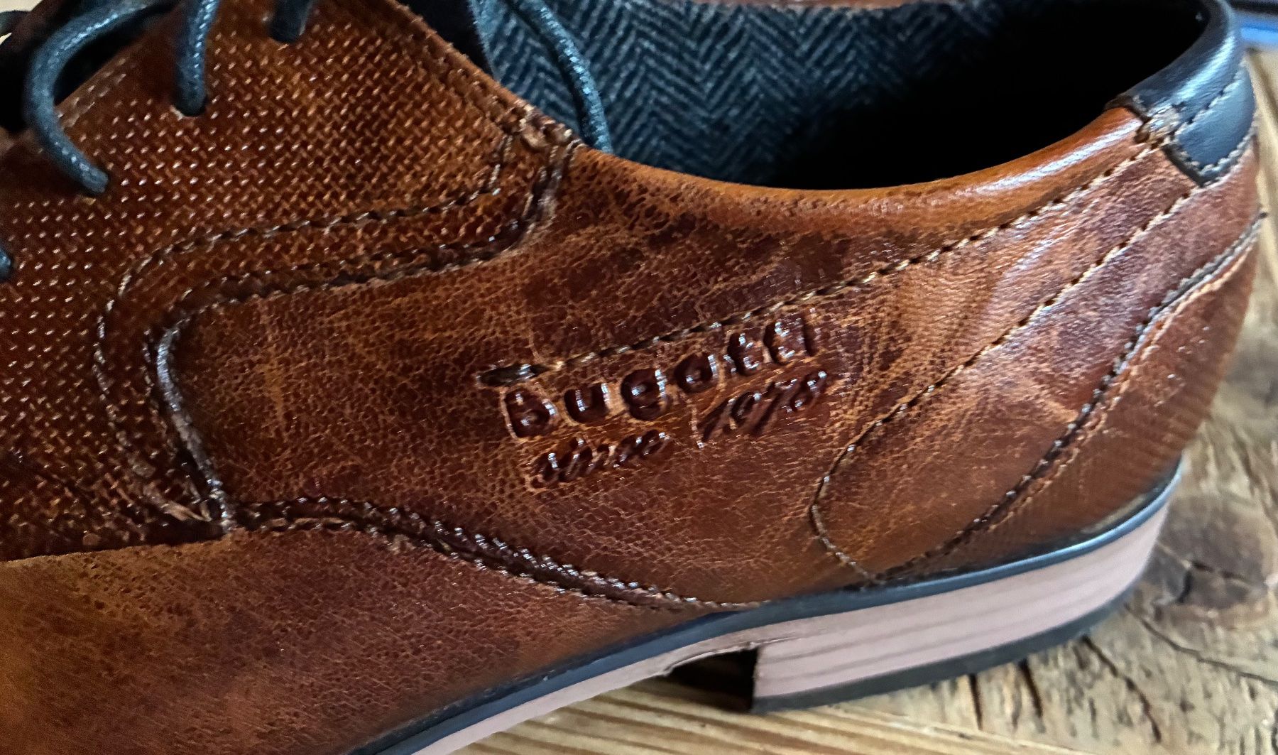 Bugatti Scarpe da uomo: Herrenschuhe Bugatti Grösse 41 – Usato da Steffisburg venduto da Beatw 2