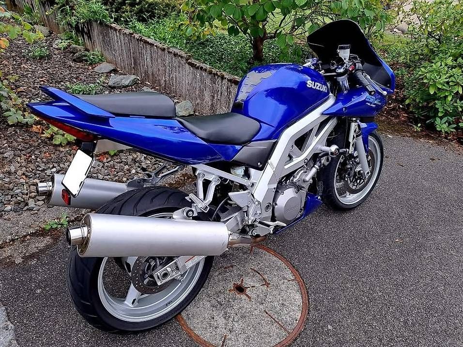 Suzuki Strada: Suzuki SV 1000s, Top Zustand – Usato da Langenthal venduto da SirHawkman 2