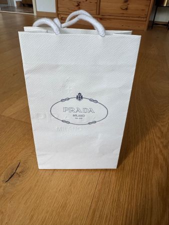 Prada Papier Tragtasche