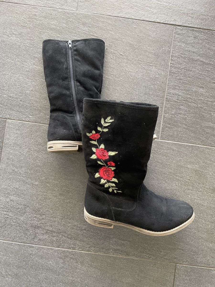 Schuhe für Mädchen: Winterstiefel – Gebraucht aus Wikon von Tfs19 3