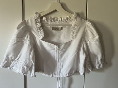 Schöne weisse LEKRA Trachtenbluse Gr. 40