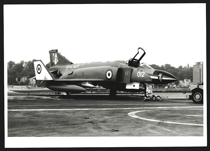 Fotografie &  Plakate: Fotografie Flugzeug Douglas F-4 Phantom, – Gebraucht aus Berlin von bartko-reher