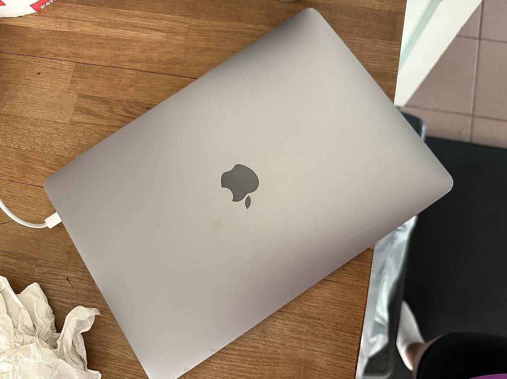 Apple Notebooks: MacBook Air – Gebraucht aus Lausanne von you_2y7g