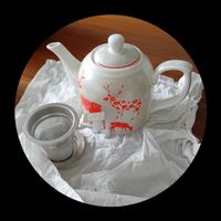 Cha Cult Teekanne mit Sieb, neuwertig, Winter Design