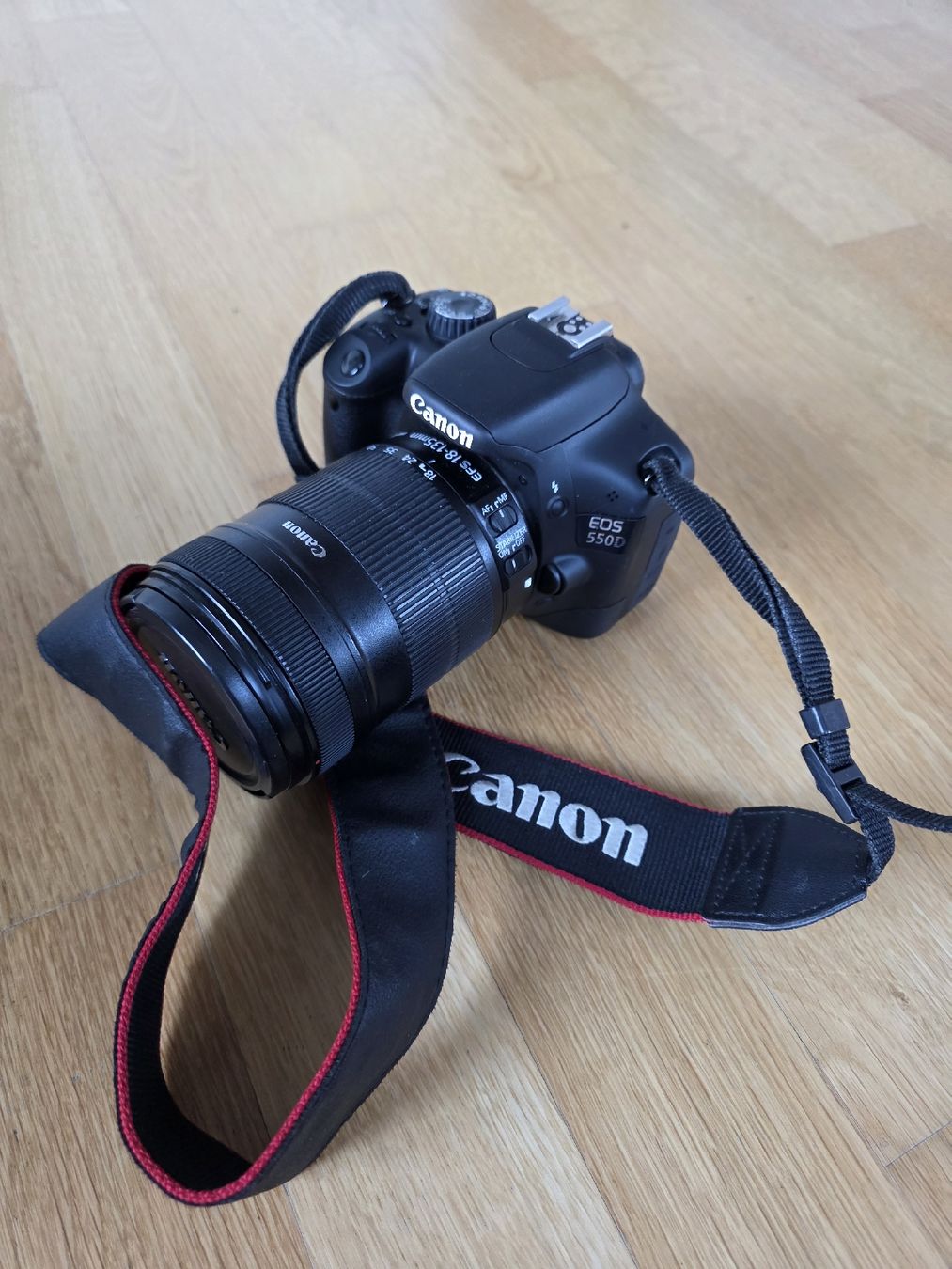 Canon Kamera: Canon EOS 550D Set mit Objektiv Blitz und Kameratasche – Gebraucht aus Bad Ragaz von ram_d9wq 1