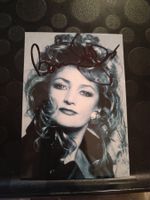Bonnie Tayler - handsignierte Autogrammkarte