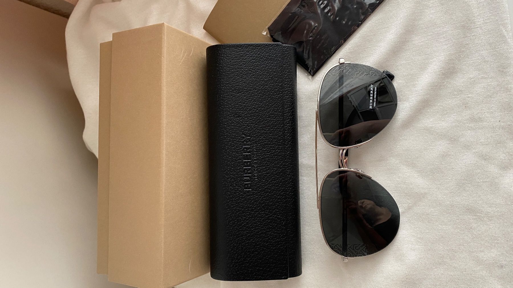 Burberry Occhiali & Lenti: Burberry Sonnenbrille – Nuovo e nell'imballaggio originale da Schaan venduto da MivrSh 8