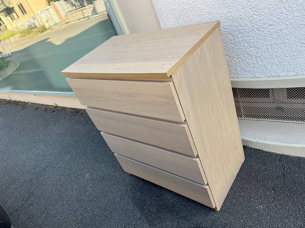 Ikea Cassettiere: IKEA Malm Kommode, gebraucht – Usato da Wallisellen venduto da verako
